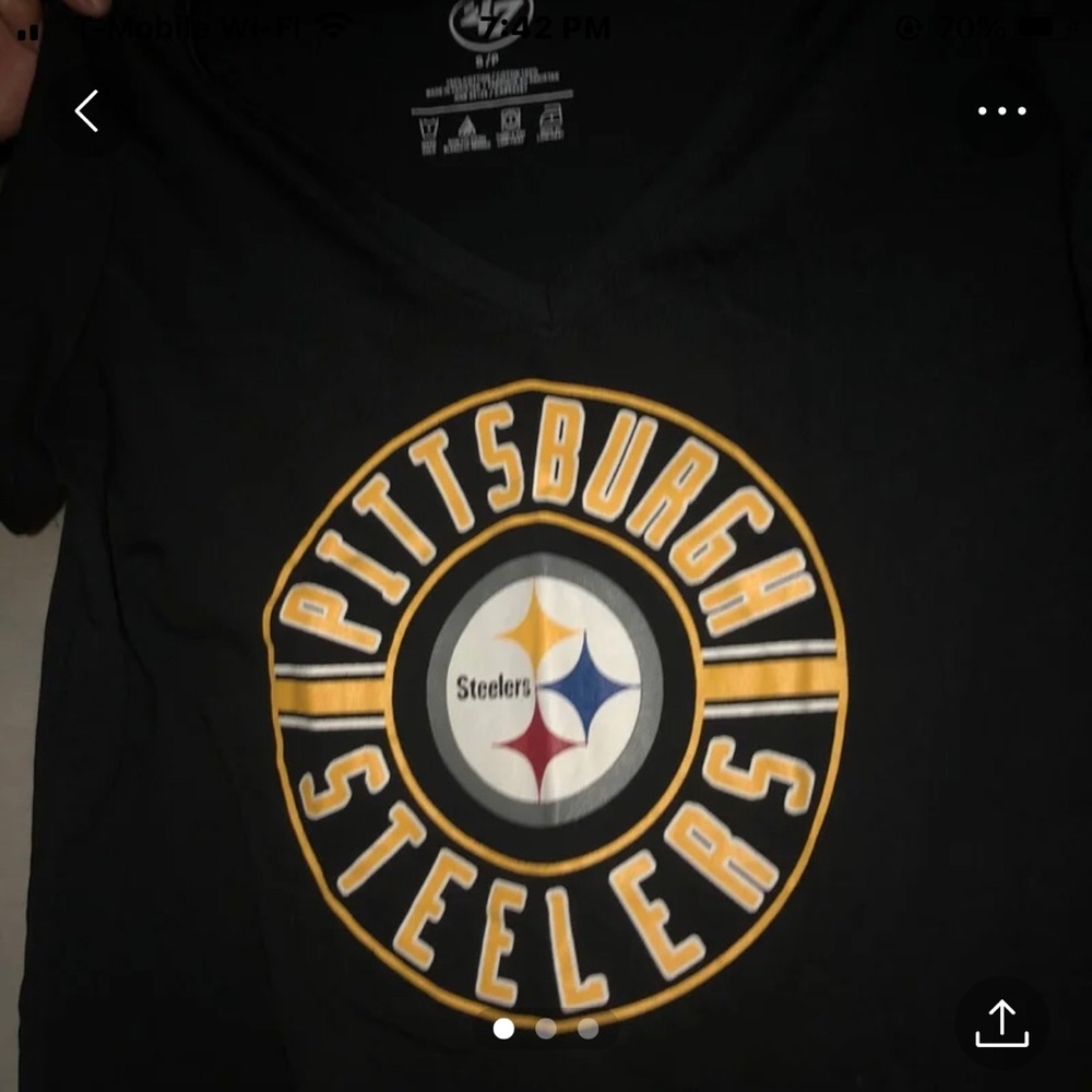 Women’s NFL shirt
